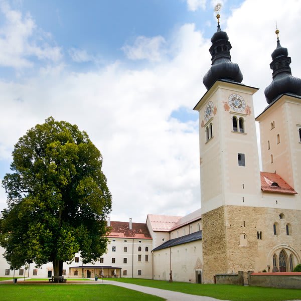 JUFA Hotel Stift Gurk 1