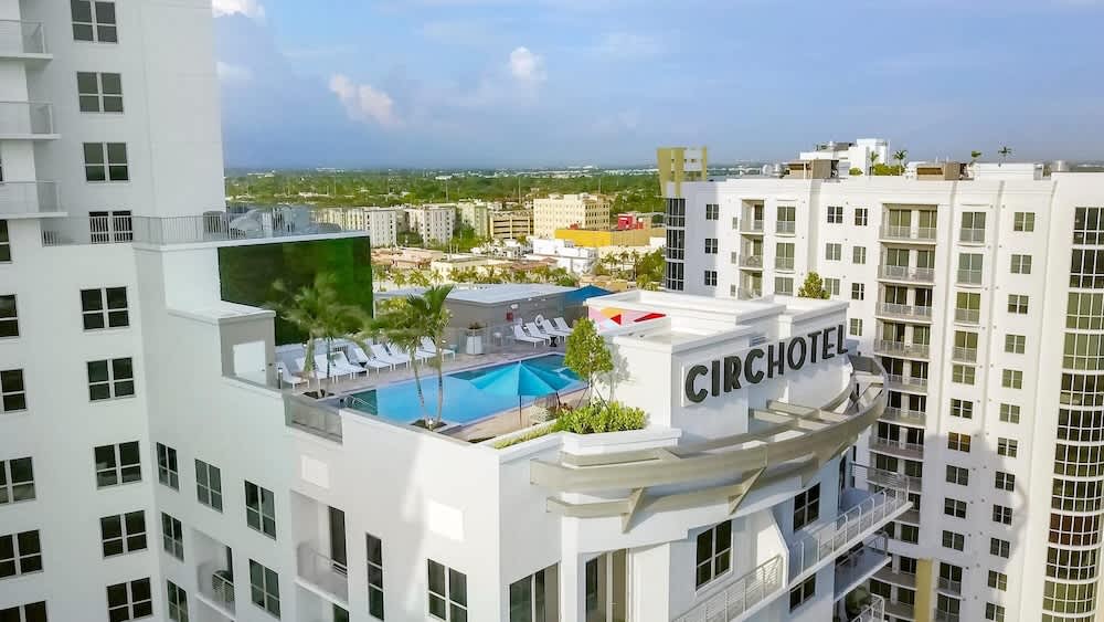 CIRC Hotel By Hosteeva 1