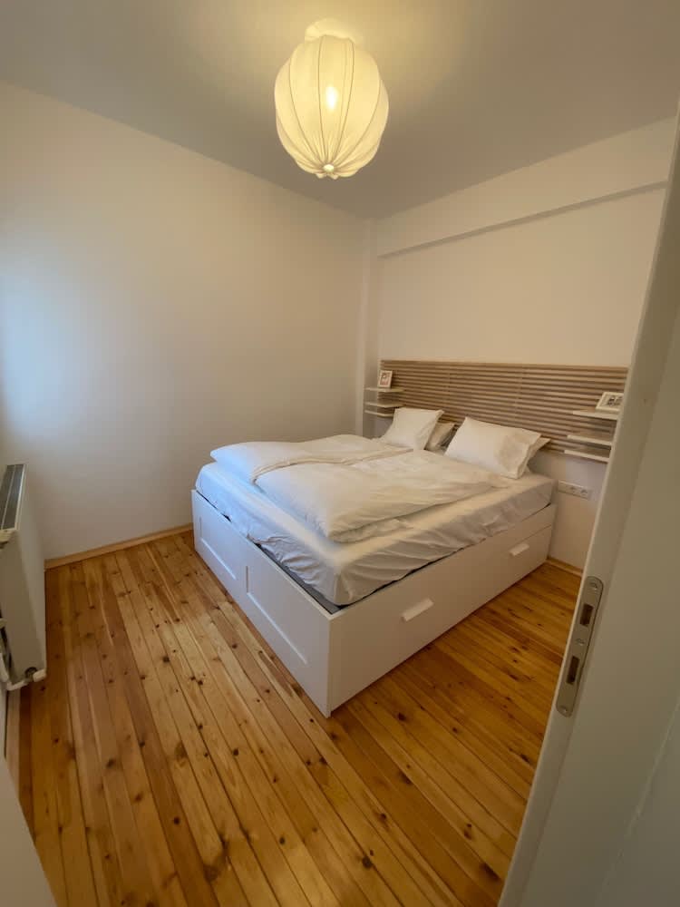 Modern, centrally located apartment 2