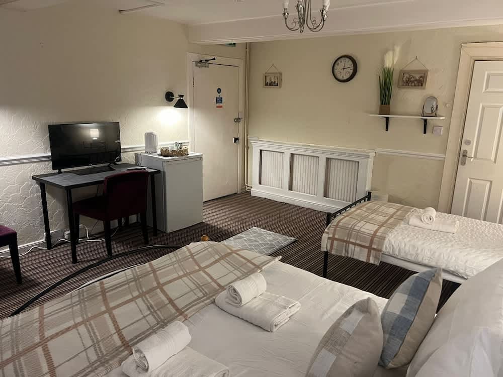 Edinburgh Travel Guest House 2