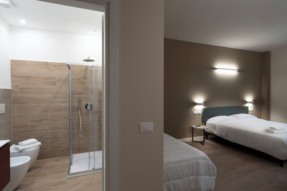 Astoria Comfort Rooms 2