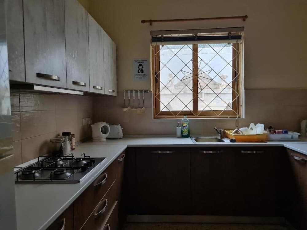EEM student Guest House - shared rooms 2