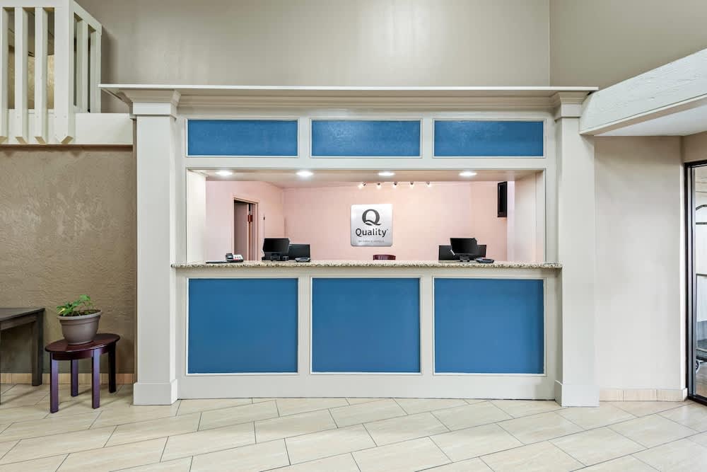 Quality Inn West Des Moines - Clive 2