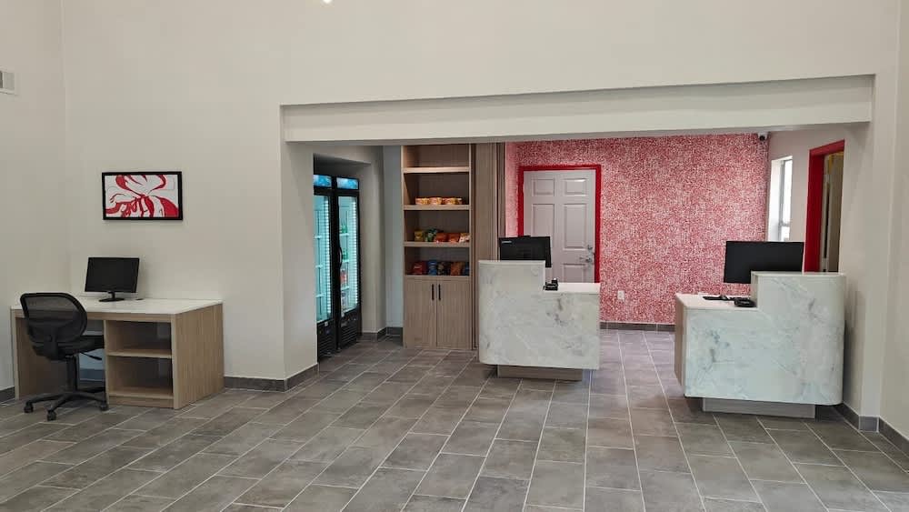 Hawthorn Extended Stay by Wyndham DFW Airport North 2