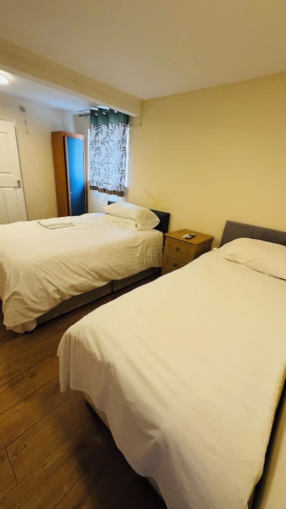 White House Lodge 2