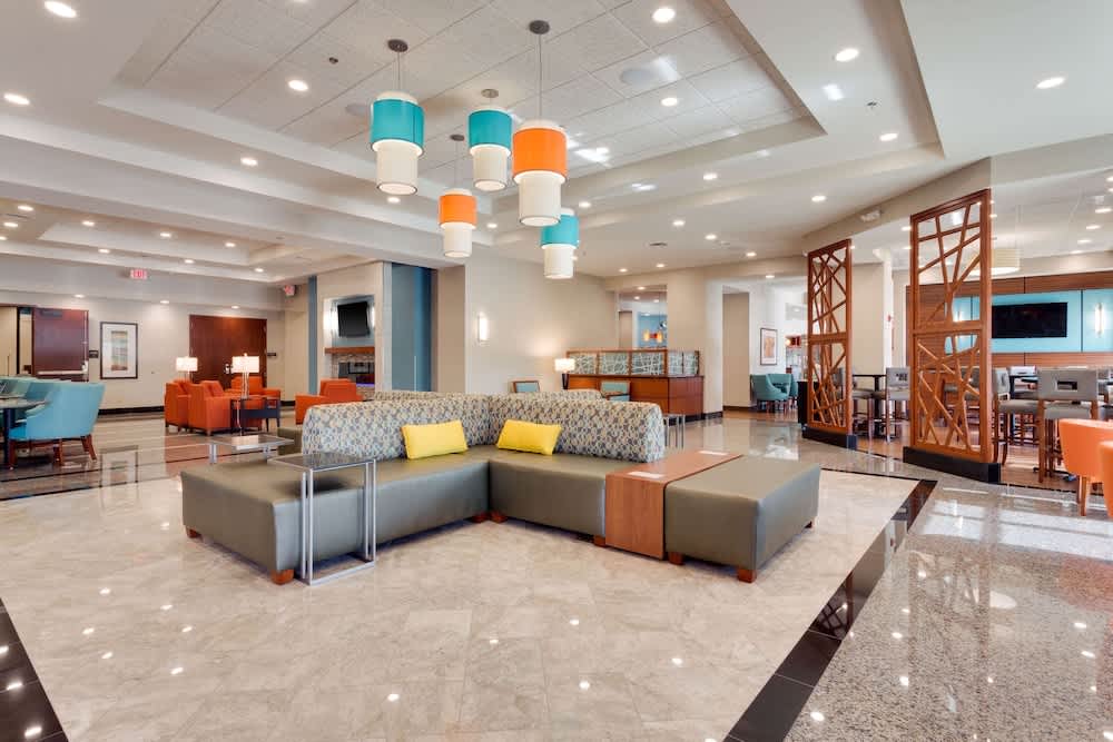 Drury Plaza Hotel St. Louis St. Charles 2