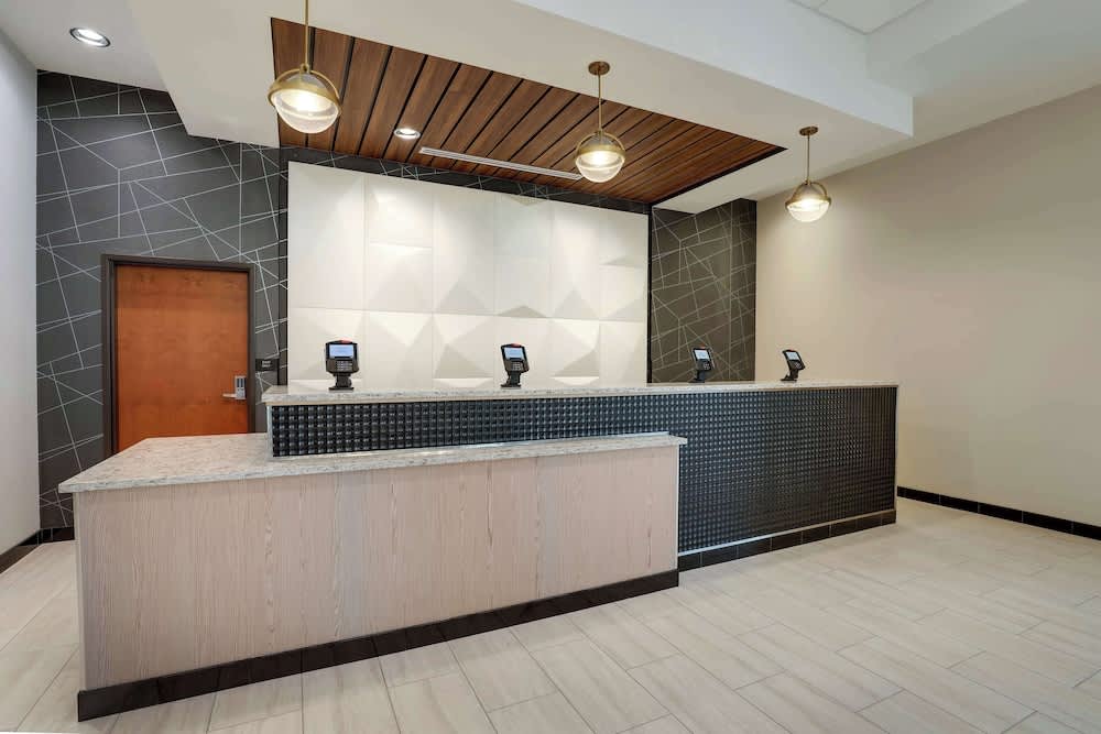 Drury Plaza Hotel Cincinnati Florence 2