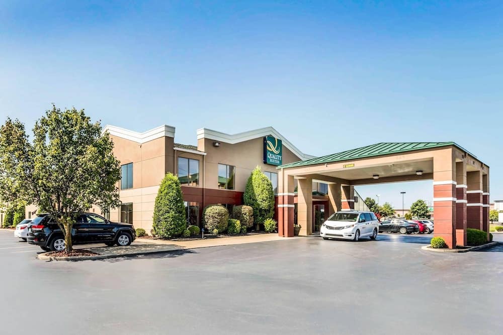 Quality Suites Paducah I-24 1