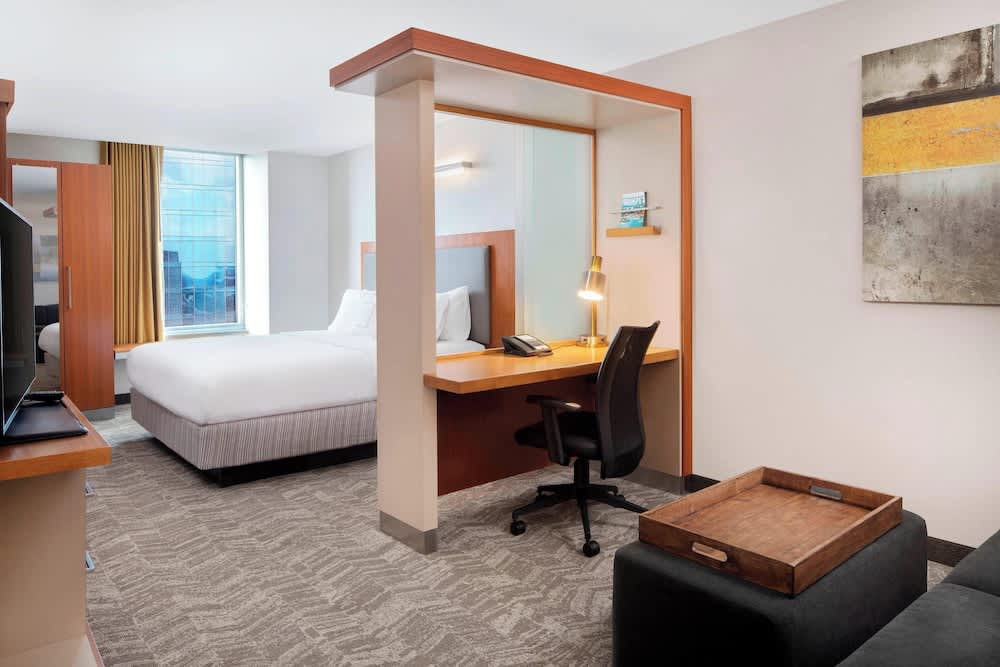SpringHill Suites Indianapolis Downtown 1