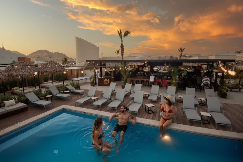 Mayan Monkey Los Cabos - Social Hotel 1
