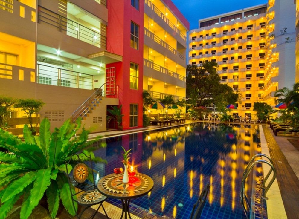 Eastiny Place Hotel Pattaya 1