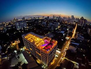 Paradise Sukhumvit 1