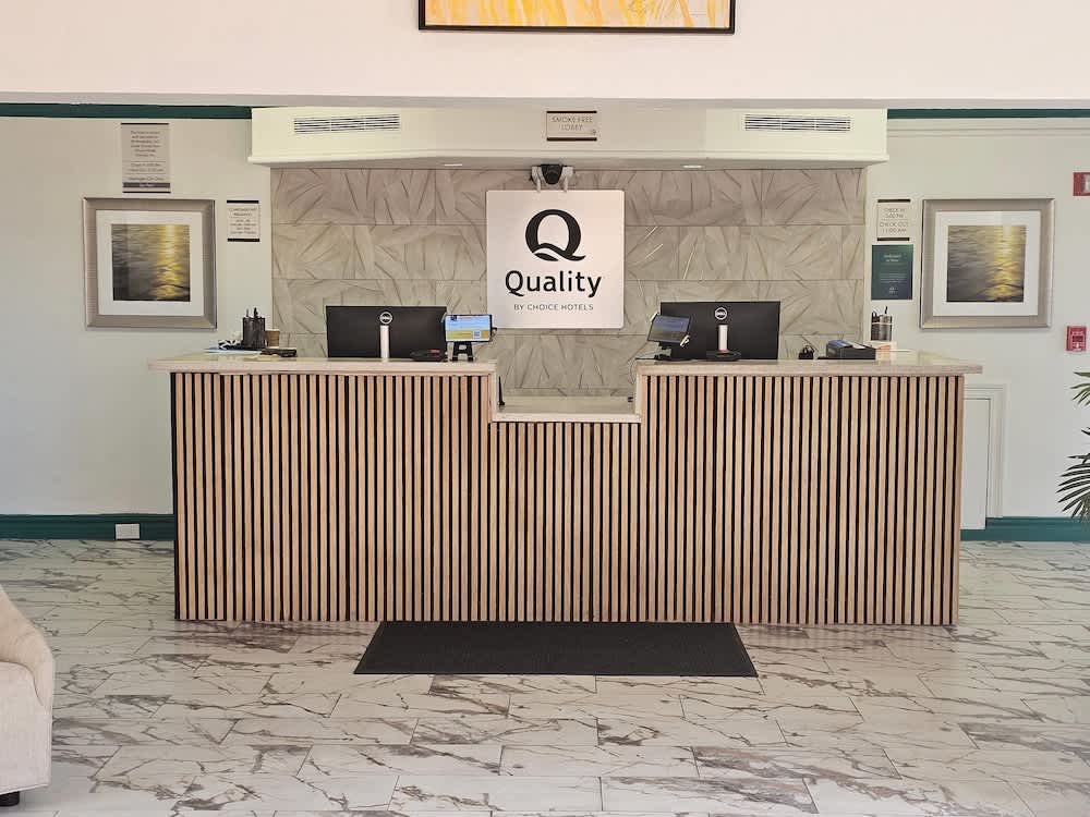 Quality Inn & Suites 2
