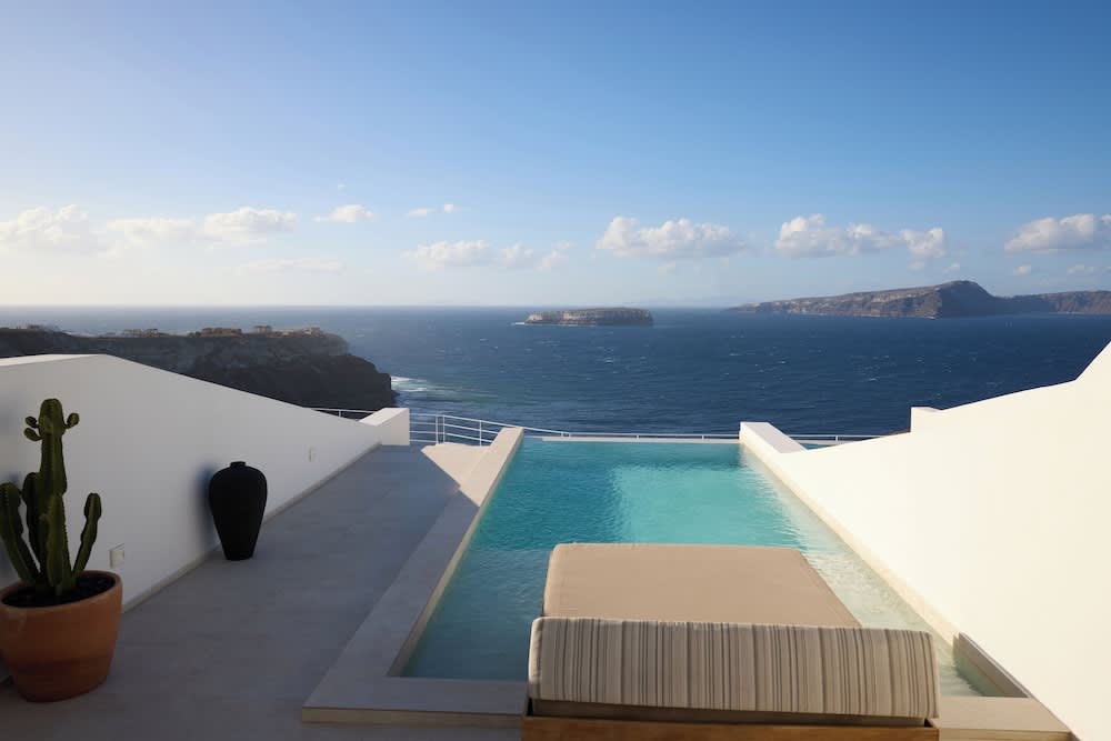 Omna Caldera Suites 1