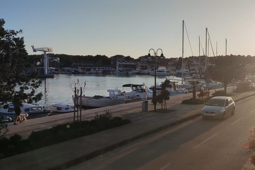 Stunning 2-bed House in Jezera With Sea Views 1