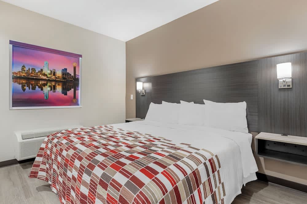 Red Roof Inn Hutchins 1