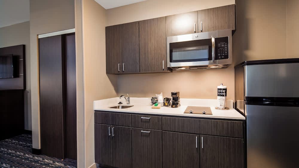 Holiday Inn Express And Suites Pasadena Houston Southeast by IHG 2
