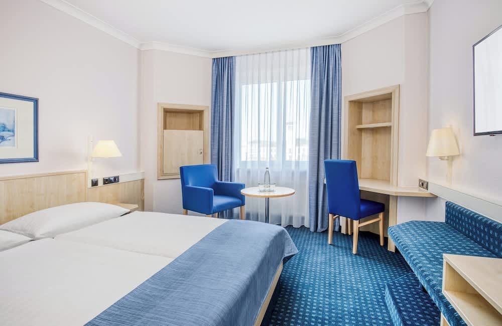 Hotel Erfurt City Center by Leonardo Hotels 1