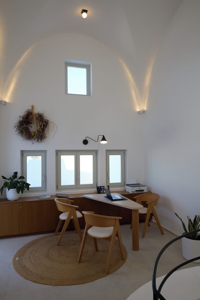 Omna Caldera Suites 2