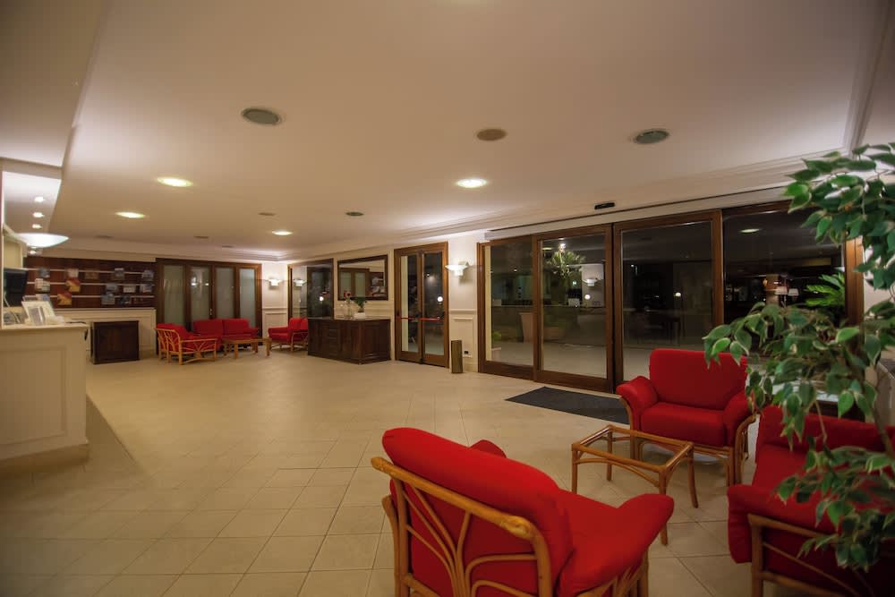 Dioscuri Bay Palace 2