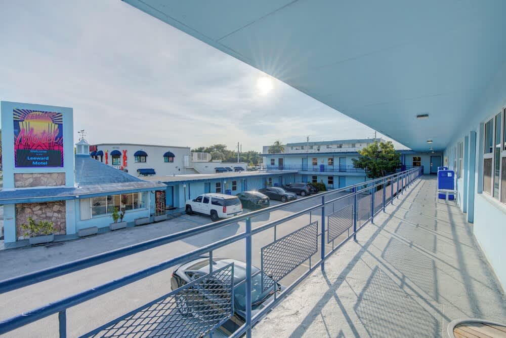 Leeward Motel By Capital O North Miami Beachside 2