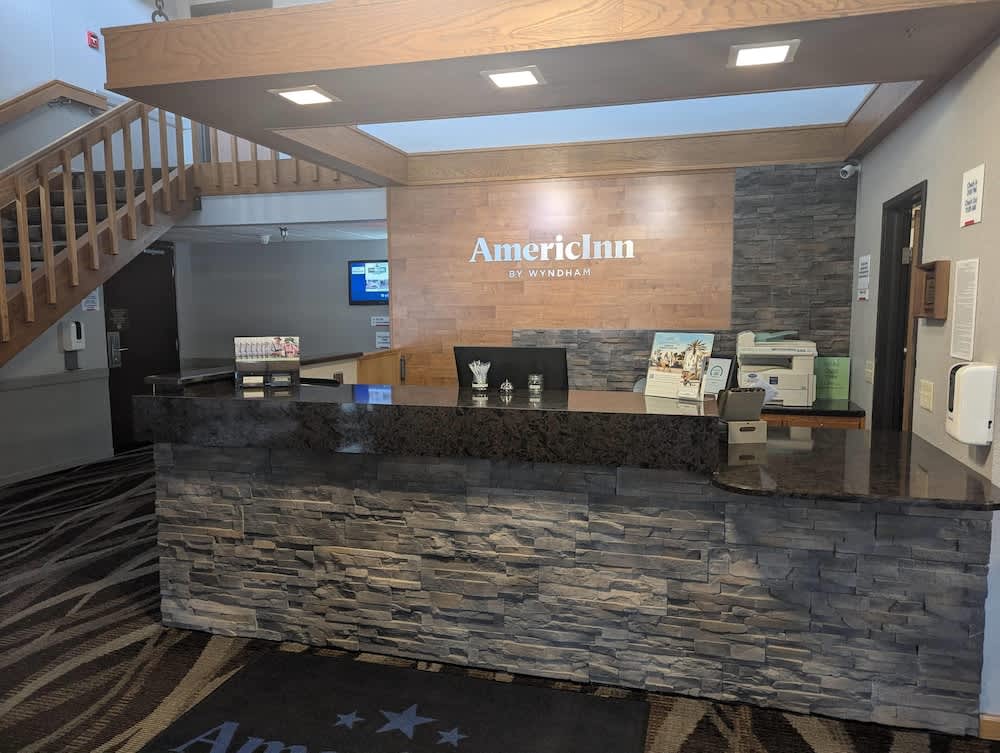 AmericInn by Wyndham St. Peter 2