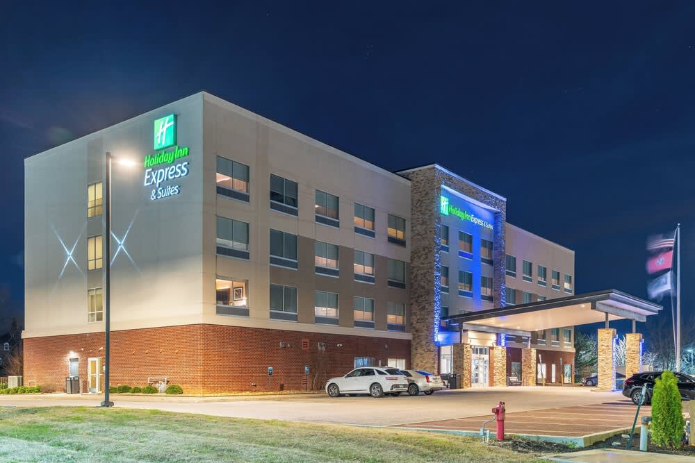 Holiday Inn Express & Suites NASHVILLE NORTH - SPRINGFIELD by IHG 1