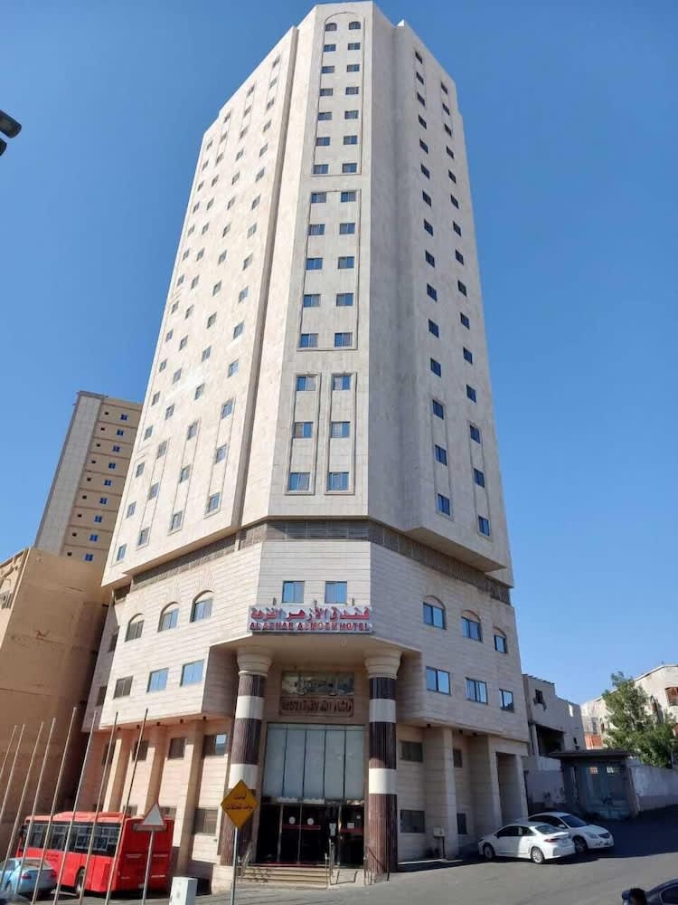 Al Azhar Nuzhah Hotel 1