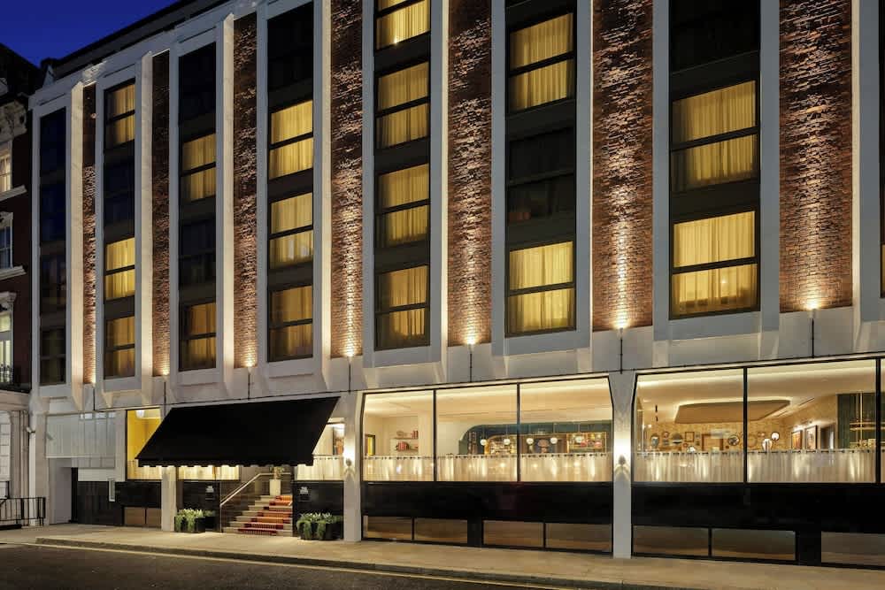The Cura Hotel Kensington, London, a Tribute Portfolio Hotel 1