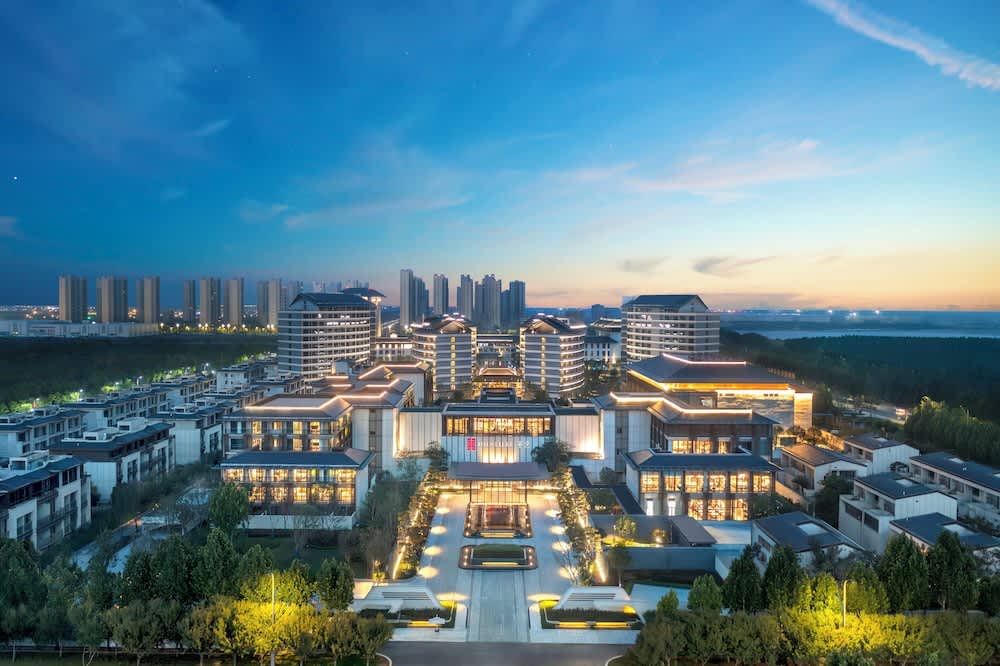 HUALUXE Hotels and Resorts Xianyang 1