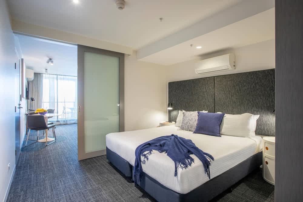 MainStay Suites Abbotsford 1