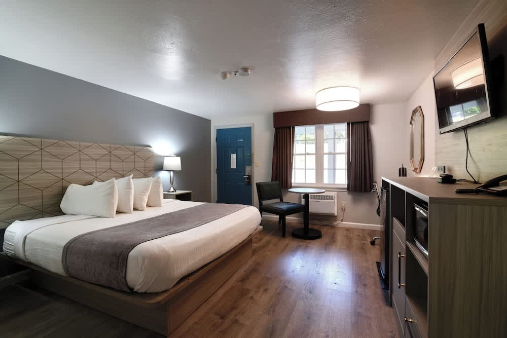 The Northshore Hotel 1