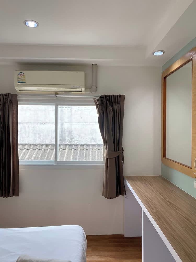 Sleep at Phuket SHA Plus 2
