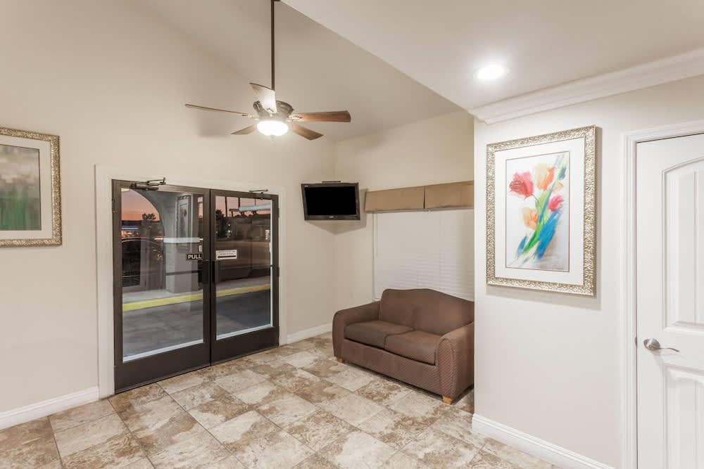 Travelodge by Wyndham Hemet CA 2