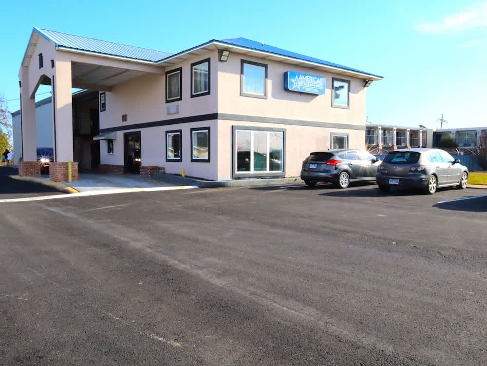 Americas Best Value Inn Suites & Studios Blytheville by Sonesta 1