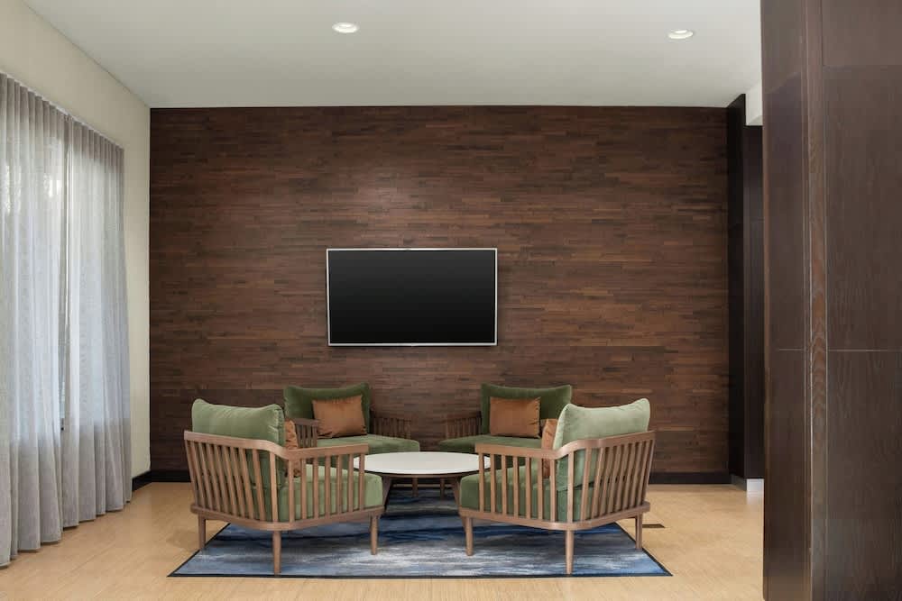 Fairfield Inn & Suites Riverside Corona/Norco 2