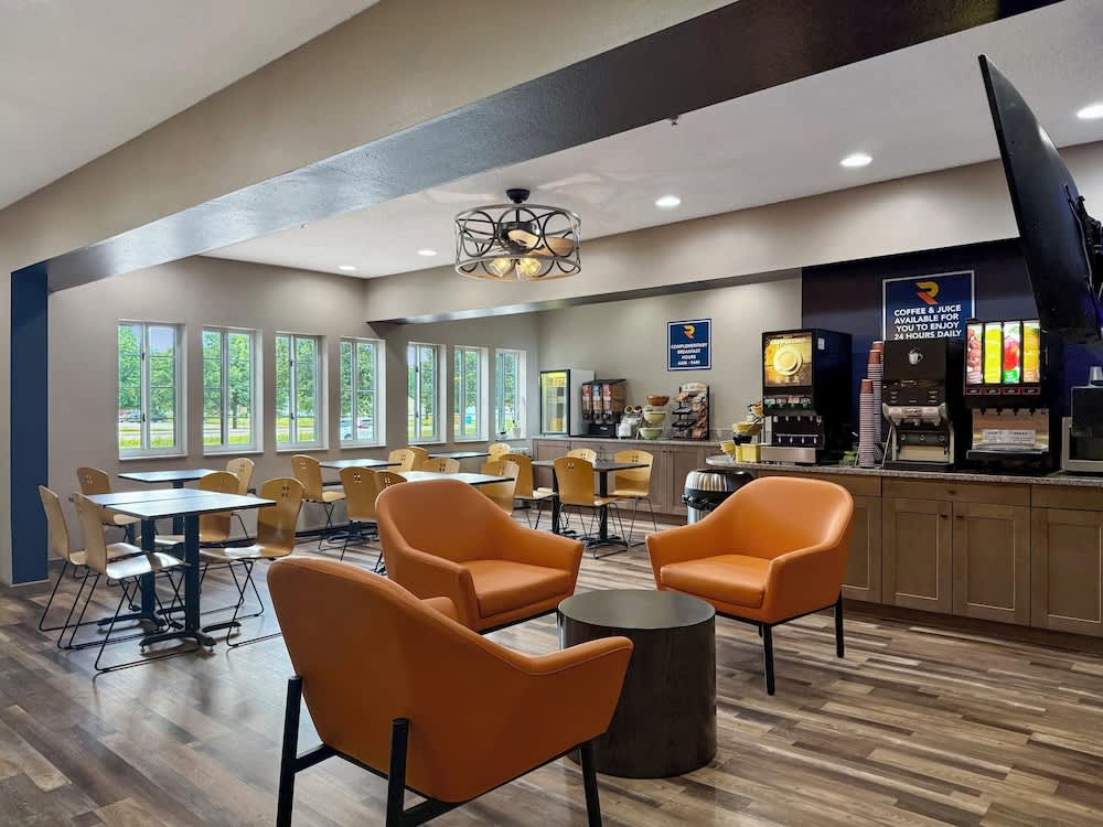 Reston Inn & Suites 1