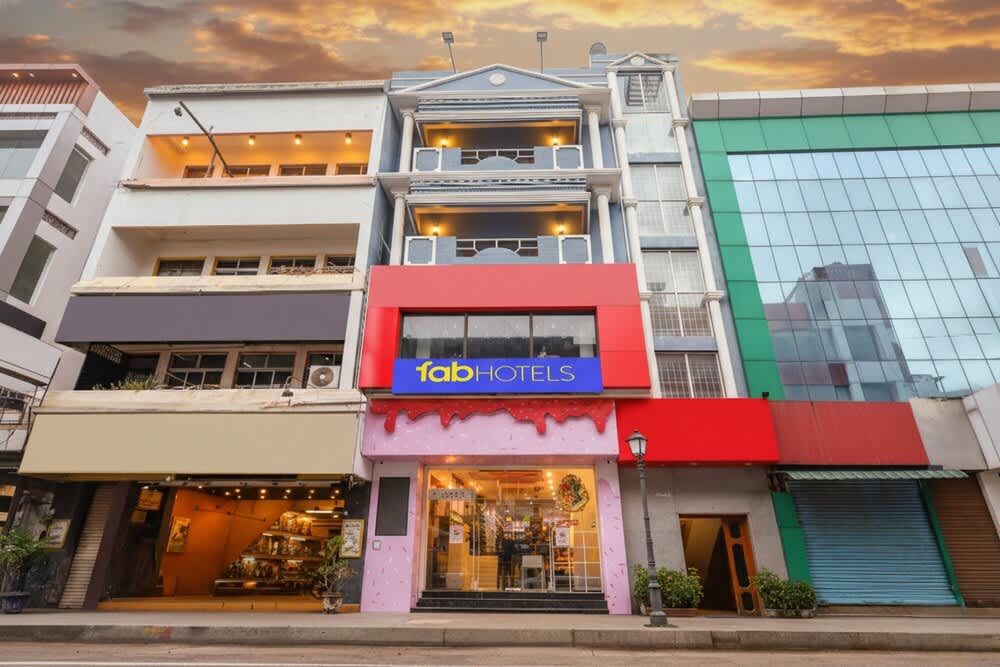 Hotel Sani Inn 1