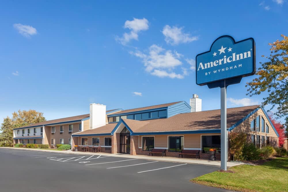 AmericInn by Wyndham Plymouth 1