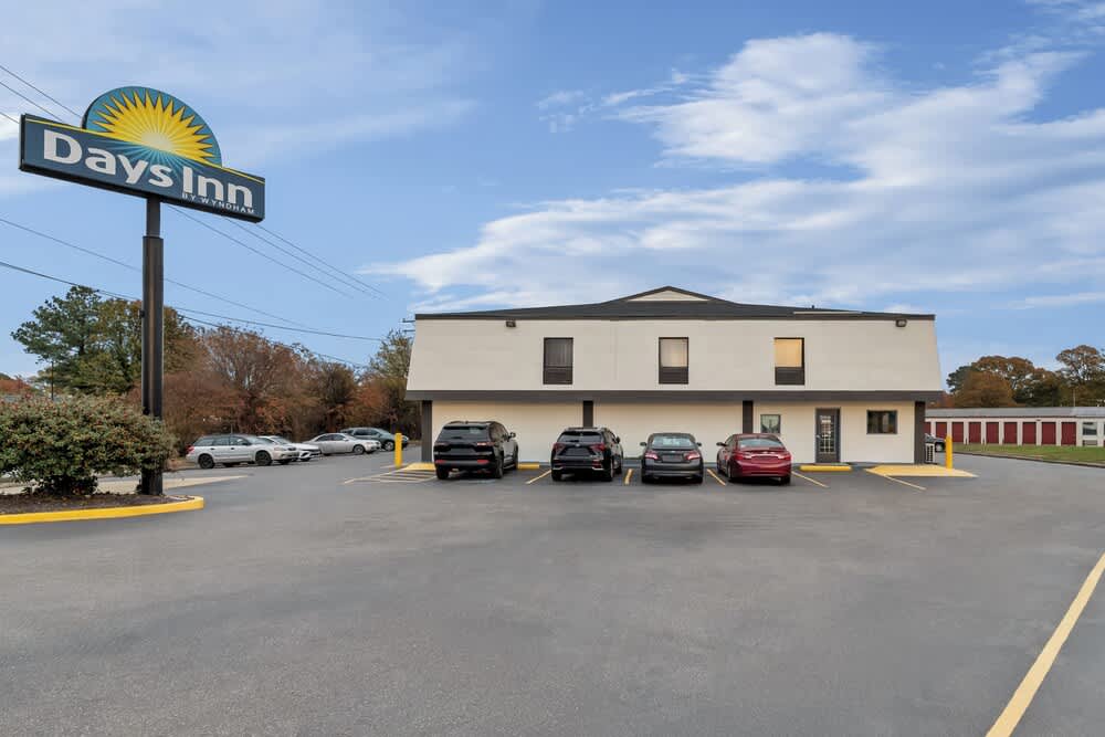 Days Inn by Wyndham Chesapeake 1