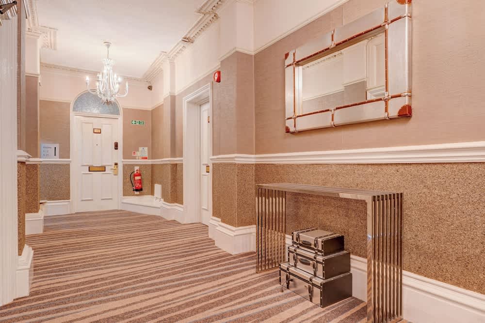 Liverpool Aigburth Hotel By Belvilla 2