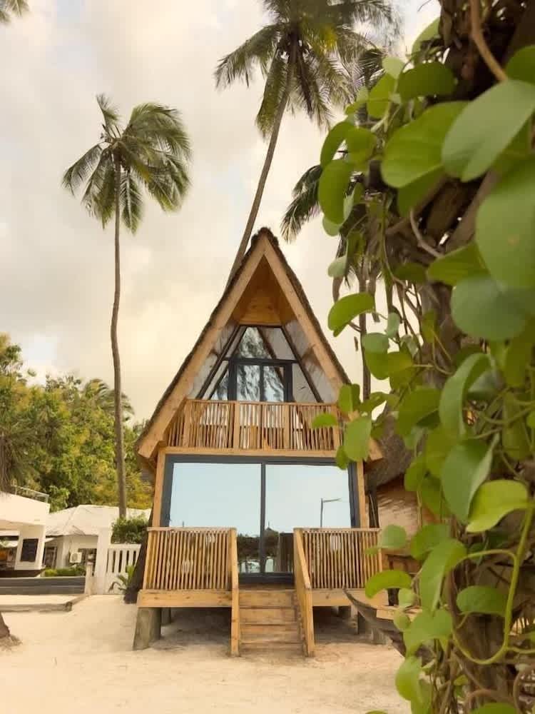 Seashore Beach hotel 2