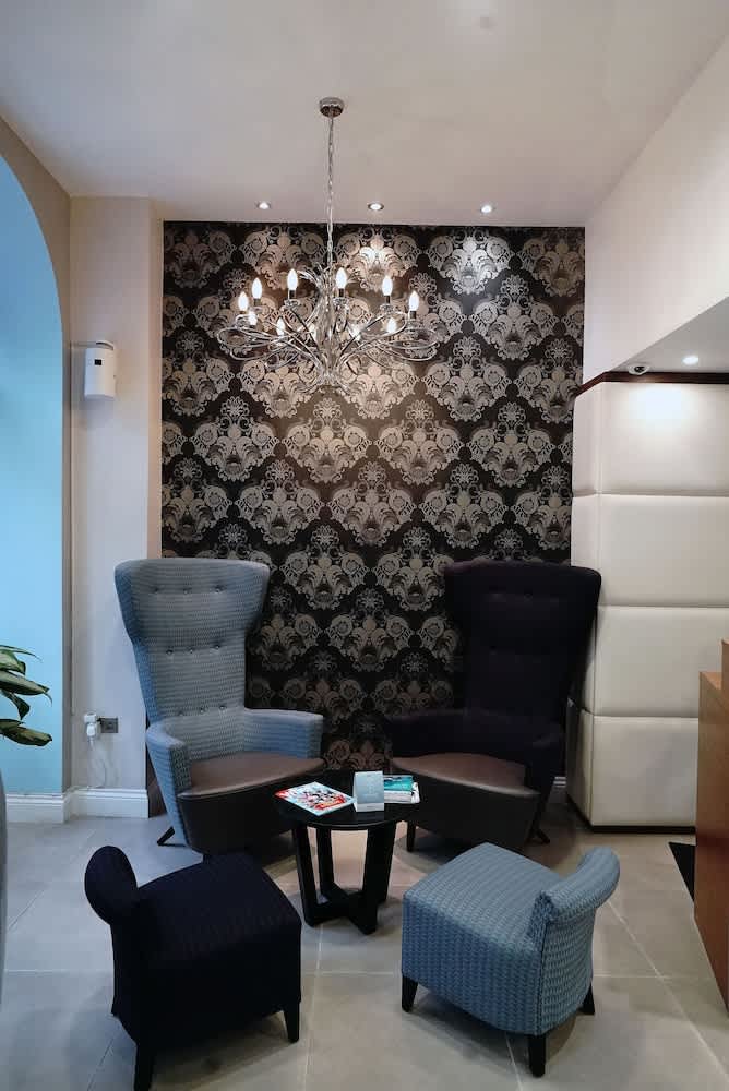 London Bloomsbury Square Hotel by IHG 2