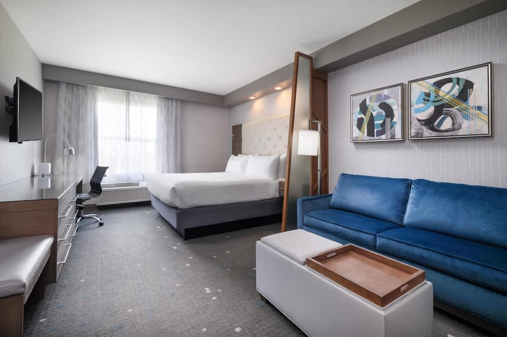 Best Western Premier Hotel at Fisher's Landing 1