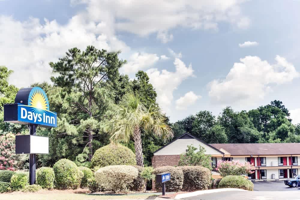 AMERICAS BEST VALUE INN AIKEN 1