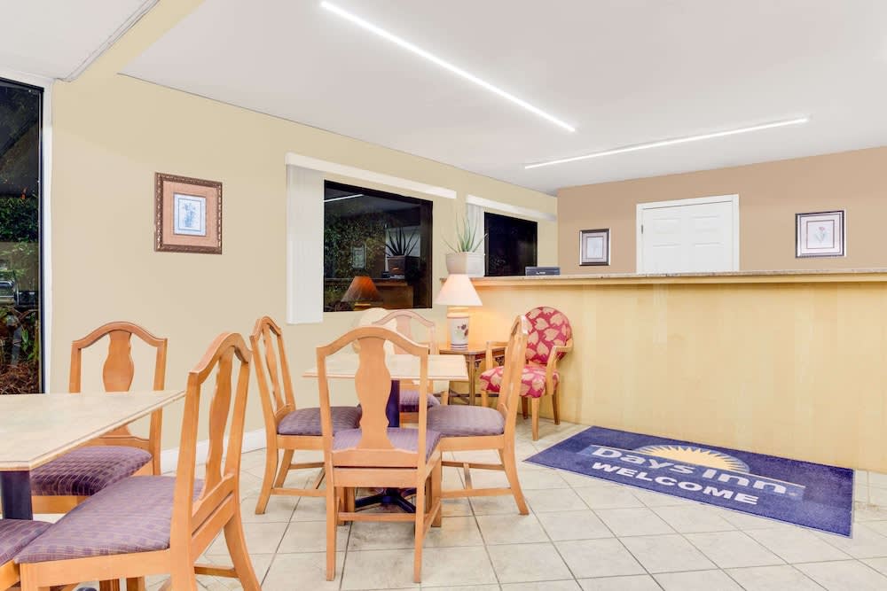 AMERICAS BEST VALUE INN AIKEN 2