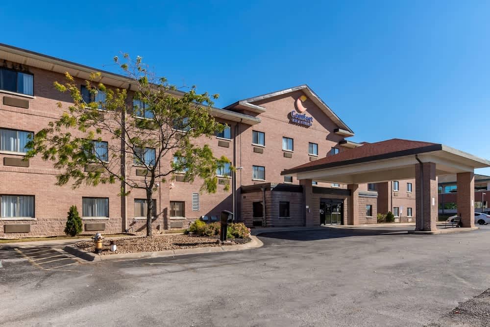 Comfort Inn & Suites Lees Summit - Kansas City 1