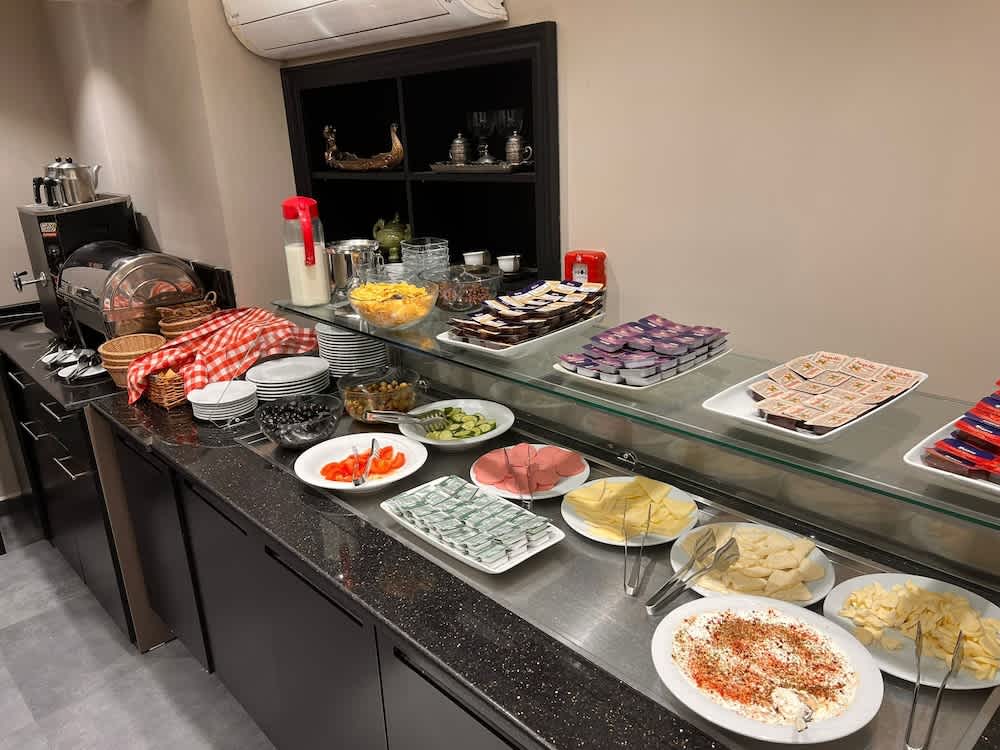 Ten Rooms Istanbul Hotel 1