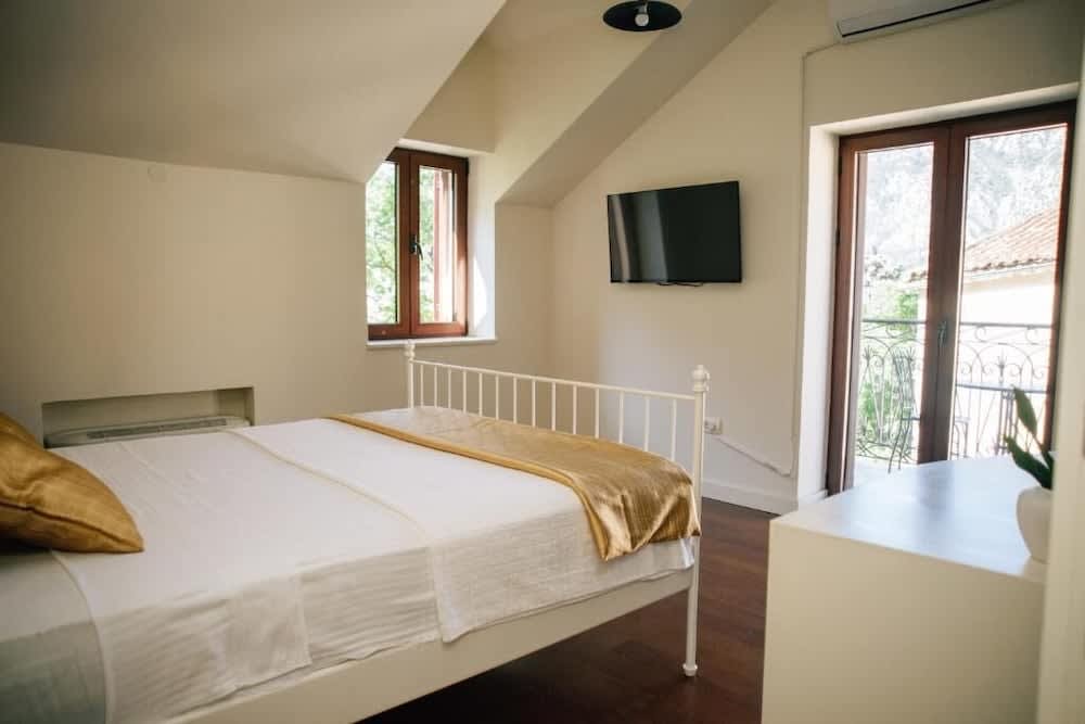 Filip Deluxe Rooms 2