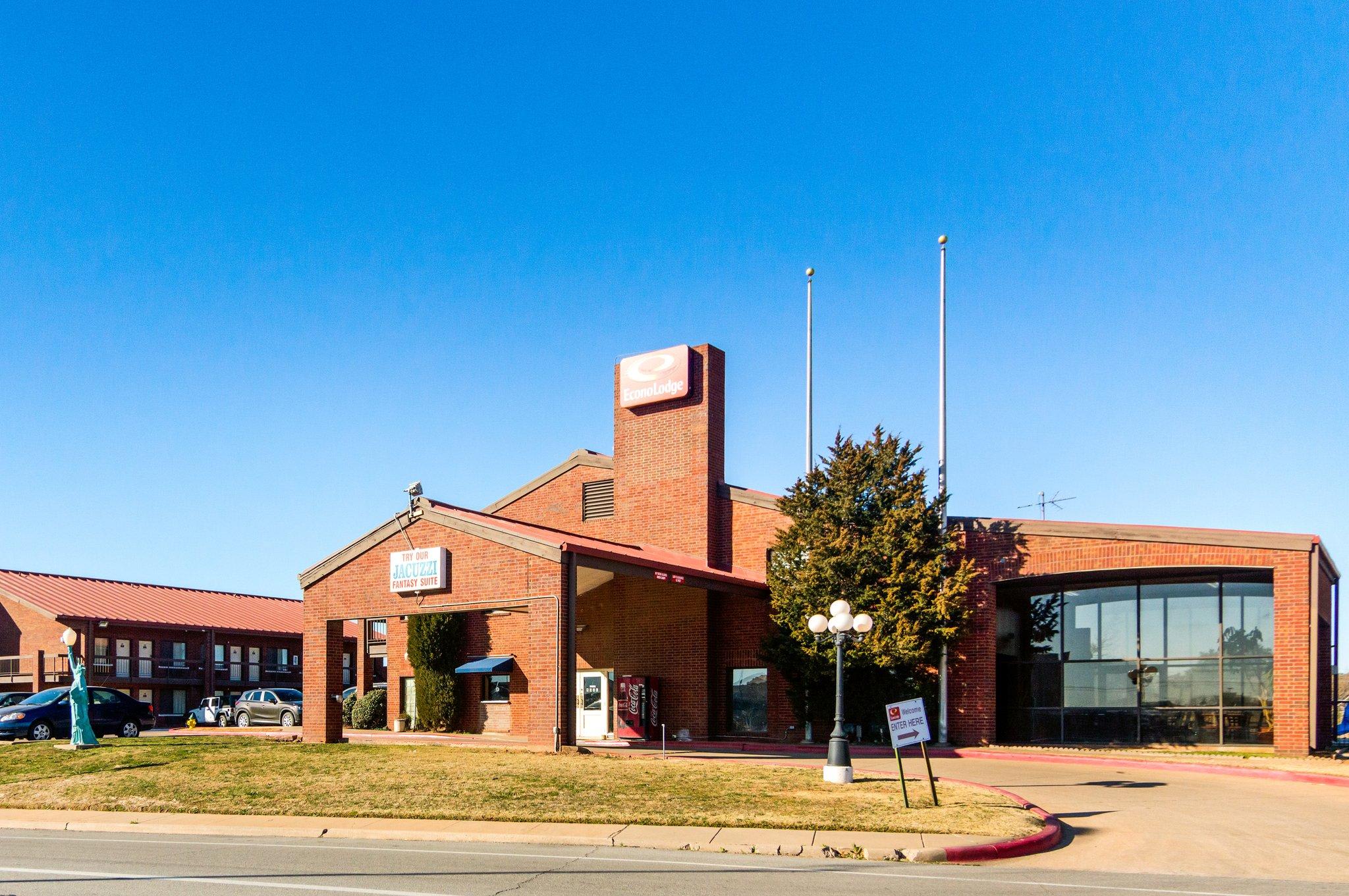 Econo Lodge Wichita Falls Downtown 1